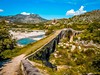 Albánie-turistika-Albánská špička-Most Urae mesit-autor fotky Abenteuer Albanien, Unsplash